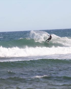 Kitesurfing
