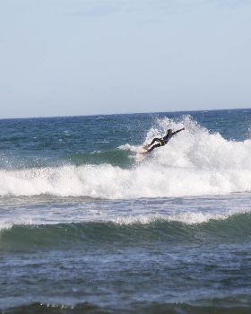 Kitesurfing