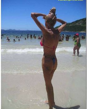 Kitesurfing