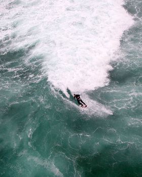 9m Griffin 2009 15 to 20 knots
