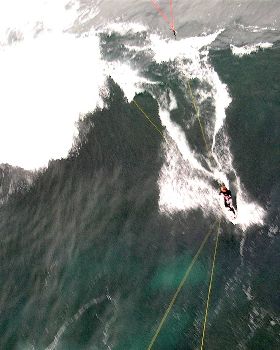 9m 2009 Griffin 17 knots 124 board