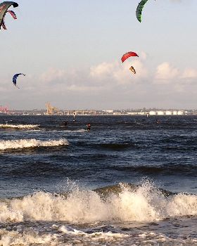 Waves in Botany Bay after Hurricane Larry up north
