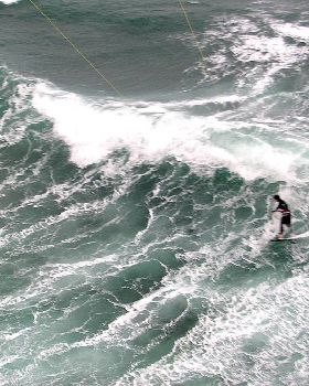 25 to 37 knots Boat Harbour 9m 2009 Griffin