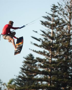 Kitesurfing