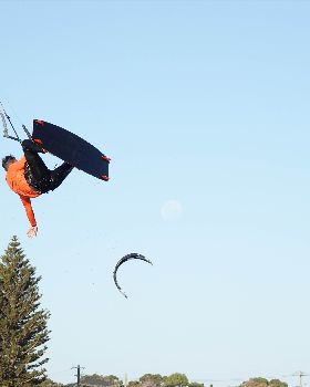 Kitesurfing