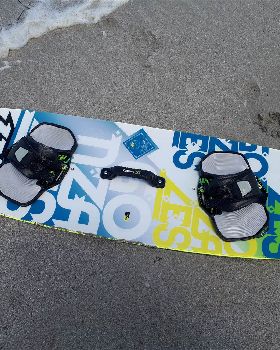 Kitesurfing