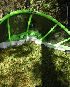 12m North Rhino '05 For Sale