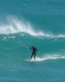 Kitesurfing Middleton