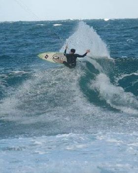 top turn into the wave