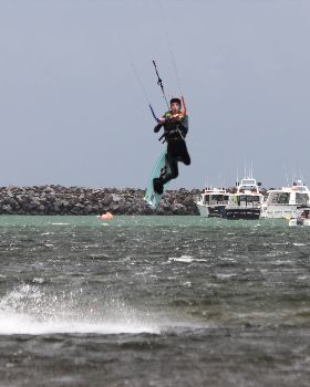 Kitesurfing