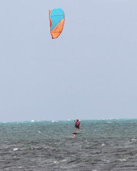 Kitesurfing