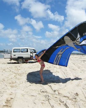 Kitesurfing
