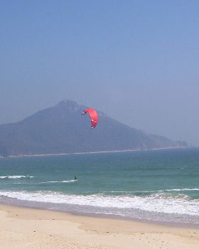 Kitesurfing