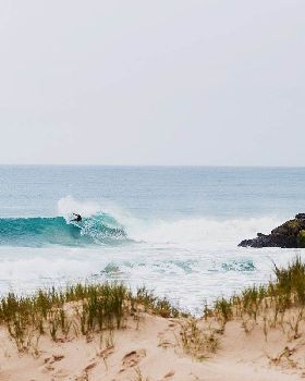 Kitesurfing