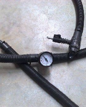 Adapter to pump your kite up from a scuba tank