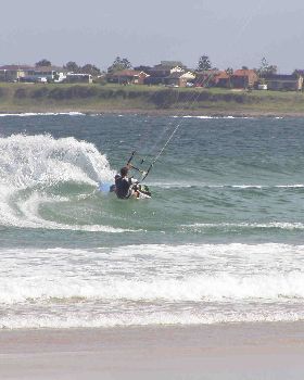screw paddling onto a wave