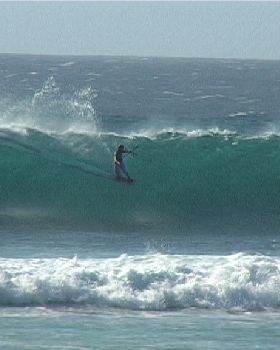 2004 Gnaraloo Kitehard on a wave ala Twin Tip