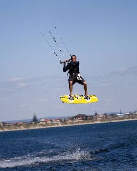 kitesurfing at Safety Bay WA 13 dec 08
