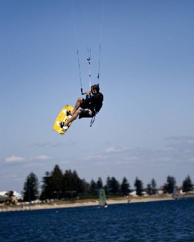 kitesurfing at Safety Bay WA 13 dec 08