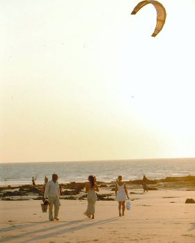 Kitesurfing
