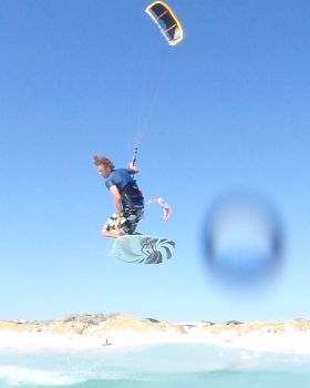 Kitesurfing