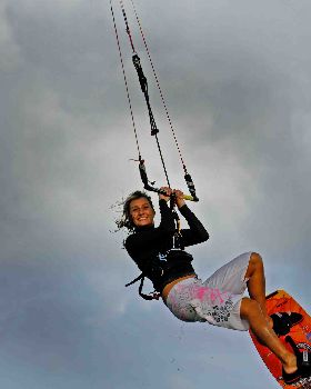 Kitesurfing