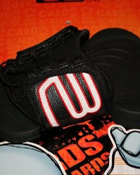 cb 2010 laceup strap