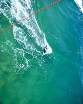 Kitesurfing