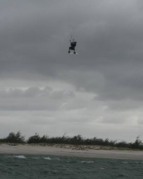 Kitesurfing