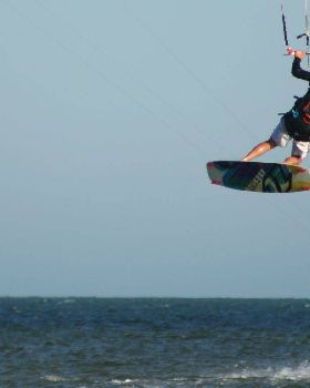 Kitesurfing