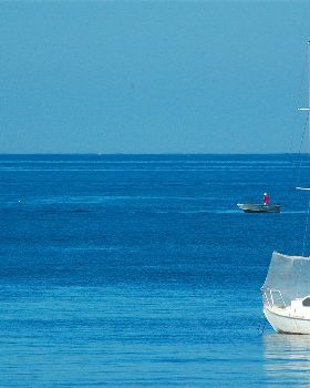 Sea Breeze comin' in Safety Bay 10.15am