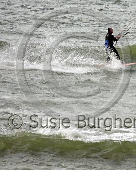 Kitesurfing
