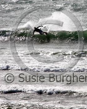 Kitesurfing