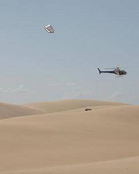 Kitesurfing