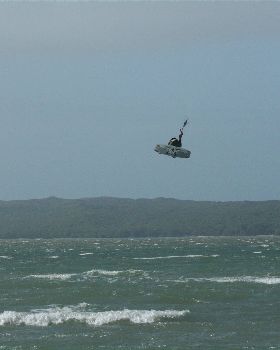 Kitesurfing