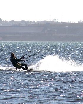 Kitesurfing