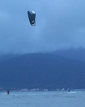 Kitesurfing