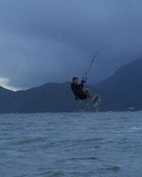 Kitesurfing