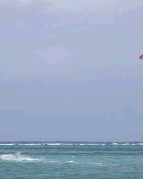 Kitesurfing