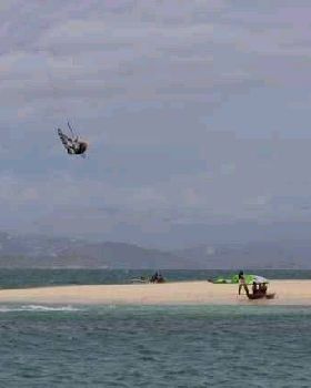Kitesurfing