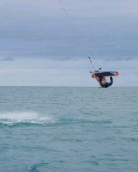 Kitesurfing