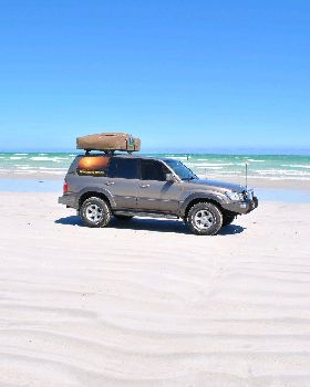 pure white beaches at dicovery bay, 9deg water temp !!! 30deg day