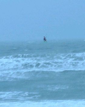 Kitesurfing