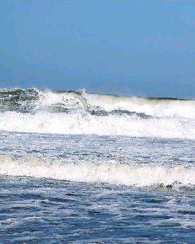 Big swell after heavy rain, 7m C4, UGD freewave