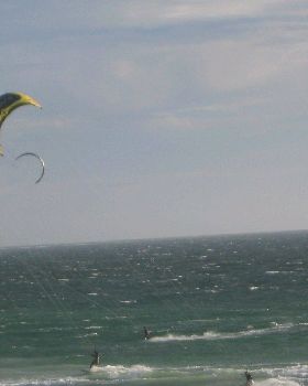 Kitesurfing