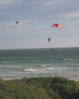 Kitesurfing