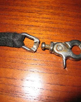 Slingshot safety leash fail