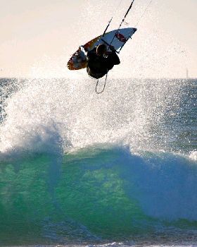 Kitesurfing
