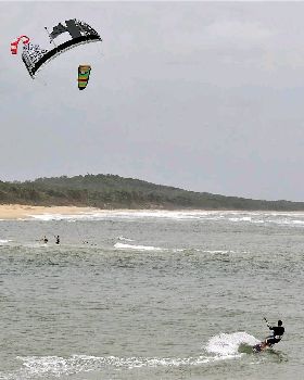 Kitesurfing