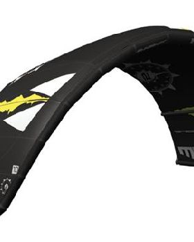 Kitesurfing